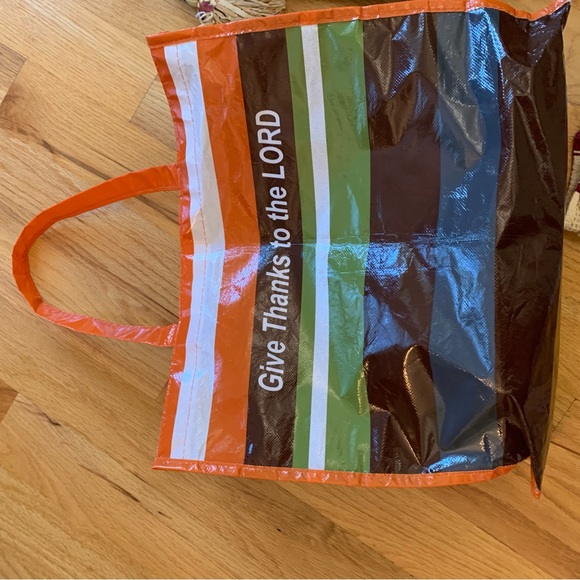 Bundle of fall scarecrow & garland decor - Picture 2 of 14